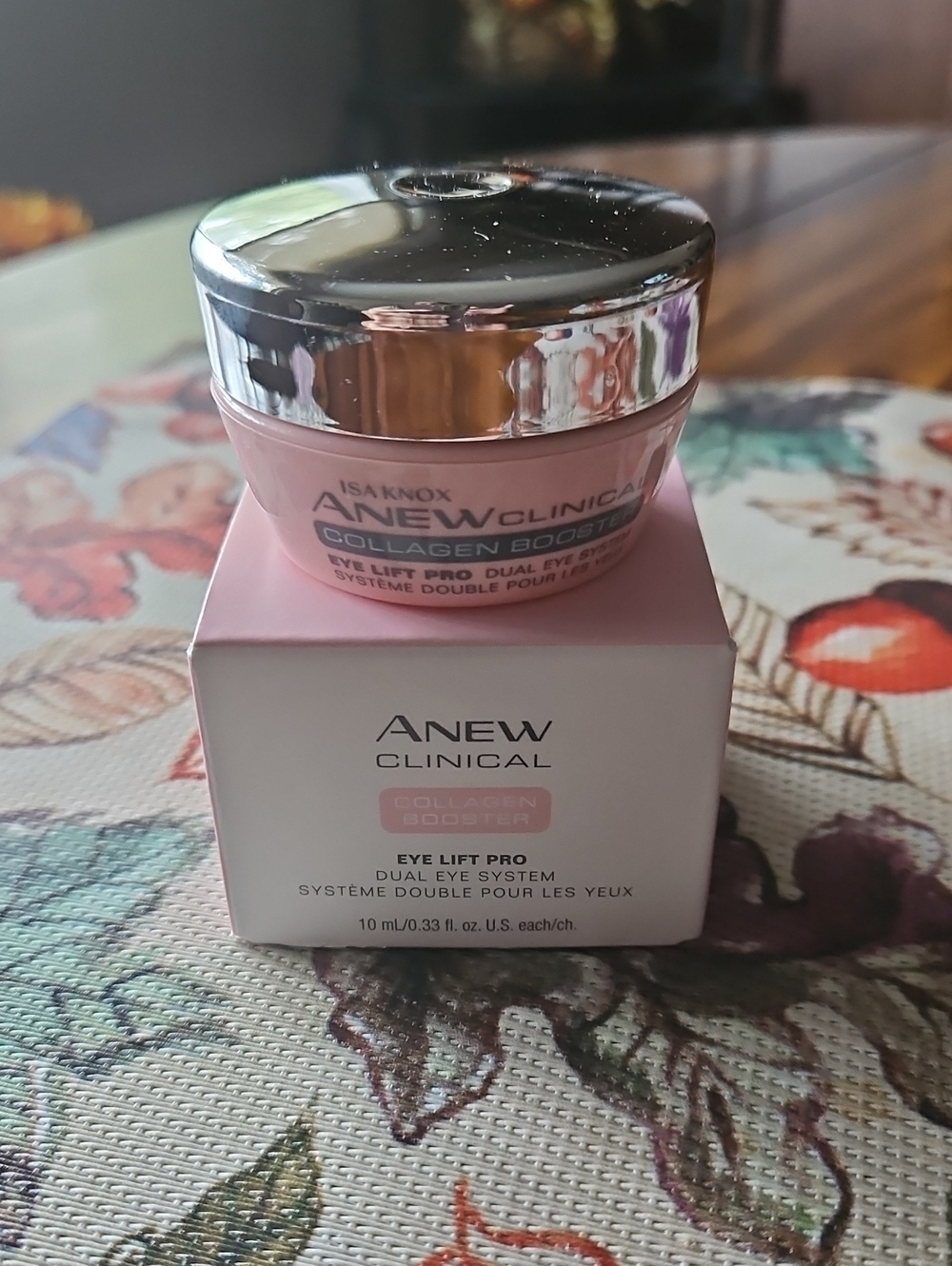 Anew Collagen Booster Eye Lift Pro Duel Eye System.